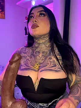 CloeeBeckam online show from 11-21-25, 06:34