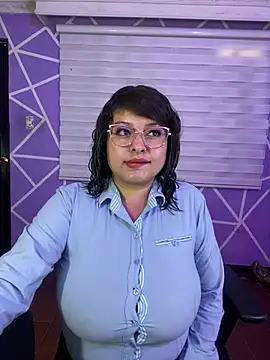 MiiaaJoness online show from 07-08-26, 04:44