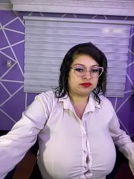 MiiaaJoness online show from 07-14-26, 04:23