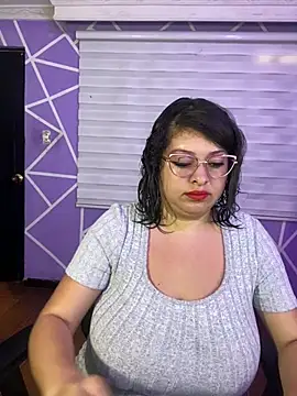 MiiaaJoness online show from 07-31-26, 03:44
