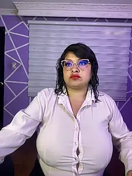 MiiaaJoness online show from 08-06-26, 03:14