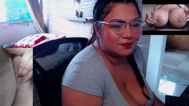 Snapshot of girl_milk2 chatting on 05-17-26, 07:43 girl milk2 online show from 05-17-26, 07:43