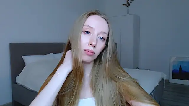 Snapshot of Luna_insniity chatting on 01-15-25, 11:08 Luna insniity online show from 01-15-25, 11:08