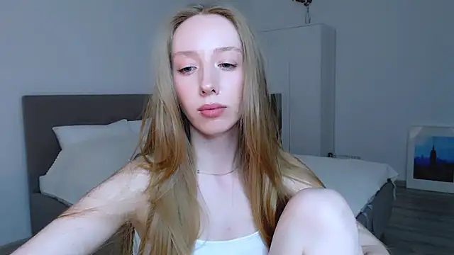 Snapshot of Luna_insniity chatting on 01-16-25, 02:09 Luna insniity online show from 01-16-25, 02:09
