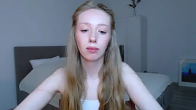Snapshot of Luna_insniity chatting on 02-13-25, 07:52 Luna insniity online show from 02-13-25, 07:52
