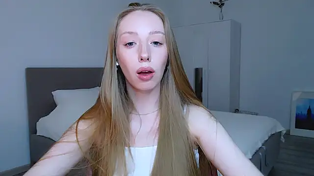 Snapshot of Luna_insniity chatting on 02-22-25, 10:42 Luna insniity online show from 02-22-25, 10:42