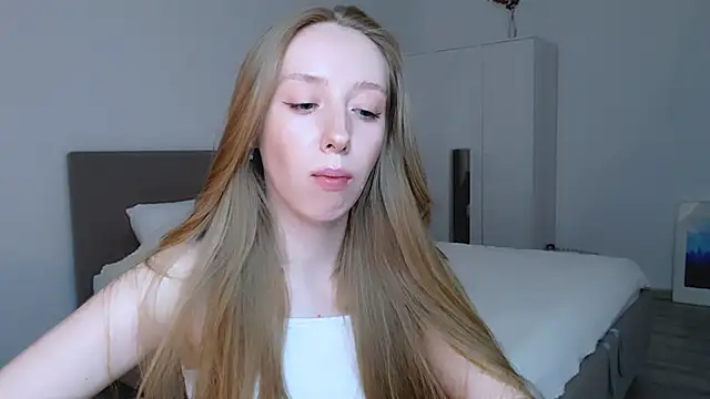 Snapshot of Luna_insniity chatting on 03-02-25, 10:48 Luna insniity online show from 03-02-25, 10:48