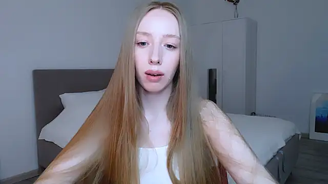Snapshot of Luna_insniity chatting on 03-03-25, 07:28 Luna insniity online show from 03-03-25, 07:28
