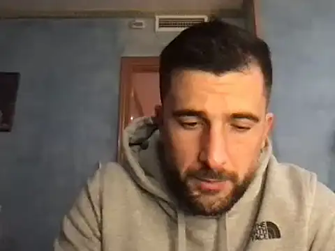 Snapshot of alex877x chatting on 01-10-25, 03:27 alex877x online show from 01-10-25, 03:27