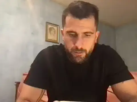 Snapshot of alex877x chatting on 01-13-25, 05:44 alex877x online show from 01-13-25, 05:44