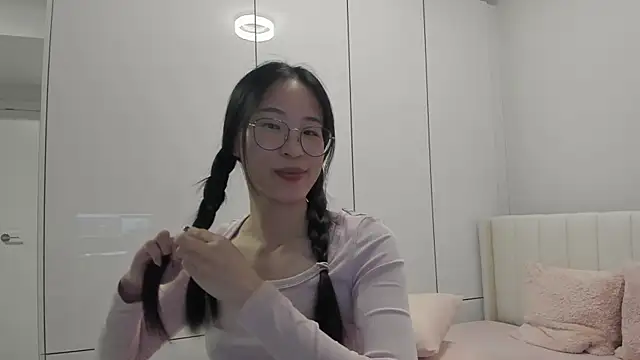 secretgirlfriendxo online show from 12-17-25, 02:17