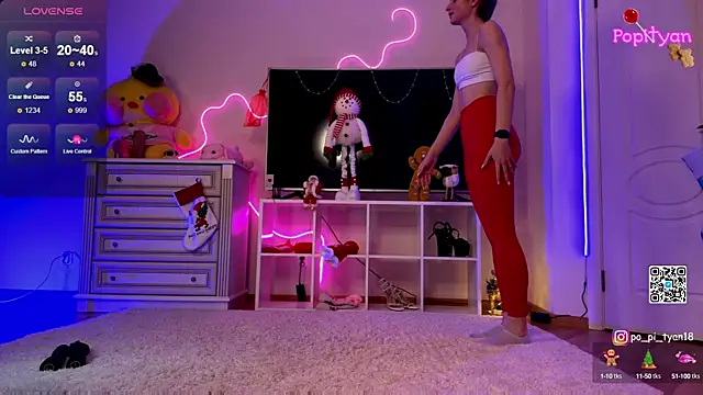 Snapshot of popityan1 chatting on 12-23-24, 04:22 popityan1 online show from 12-23-24, 04:22