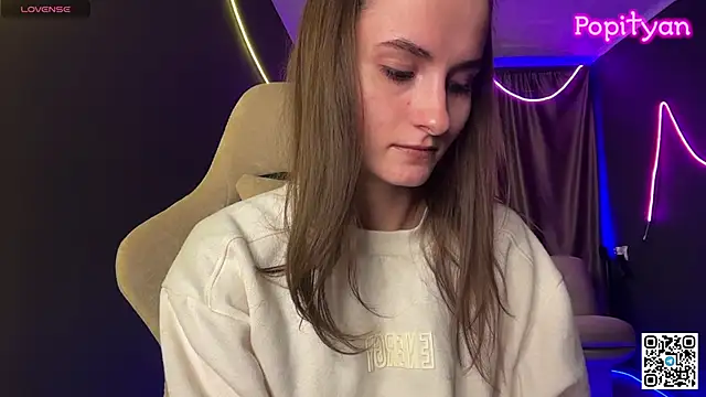 Snapshot of popityan1 chatting on 10-04-25, 05:16 popityan1 online show from 10-04-25, 05:16