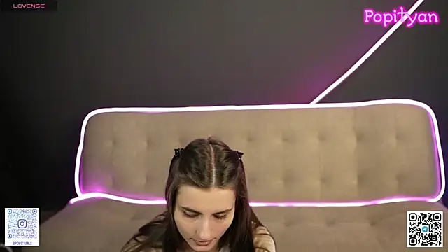 Snapshot of popityan1 chatting on 10-10-25, 07:40 popityan1 online show from 10-10-25, 07:40