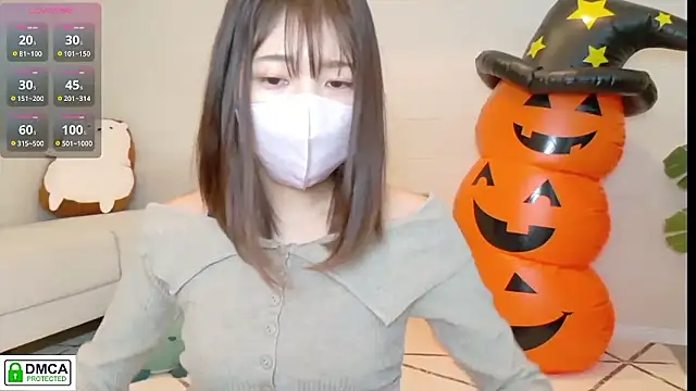 SUZU  online show from 10-25-25, 03:03