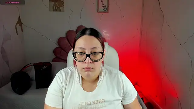 NiickyJones online show from 02-11-26, 10:37