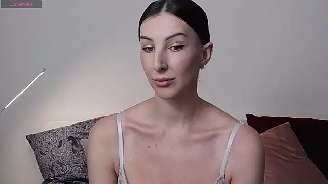 -Allure- online show from 11-11-25, 08:20