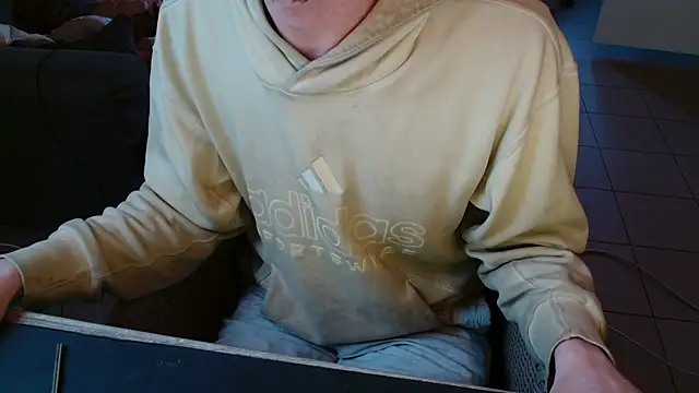 Str8boyy online show from 04-26-26, 05:05