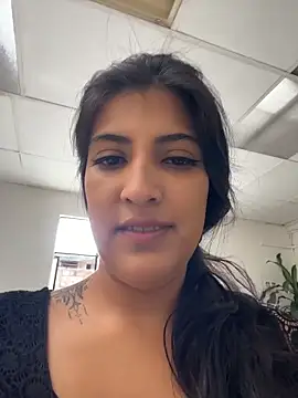 azahar  ziiz online show from 02-04-26, 04:24