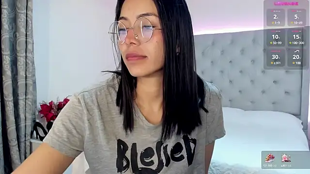 Snapshot of andykiuty chatting on 01-12-25, 02:09 andykiuty online show from 01-12-25, 02:09