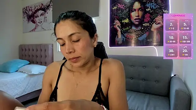 Snapshot of andykiuty chatting on 11-05-25, 08:31 andykiuty online show from 11-05-25, 08:31