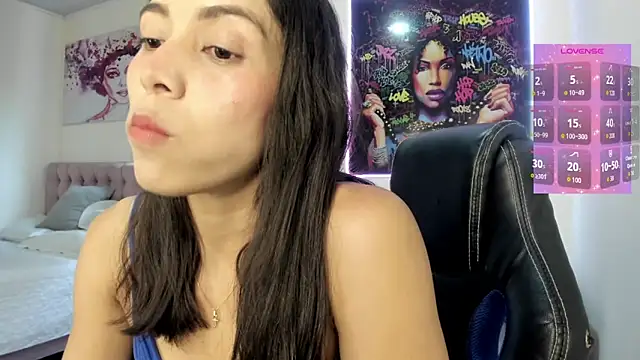 Snapshot of andykiuty chatting on 11-26-25, 08:21 andykiuty online show from 11-26-25, 08:21