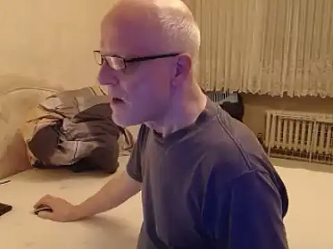 Snapshot of HornyRalfi55 chatting on 12-02-24, 03:25 HornyRalfi55 online show from 12-02-24, 03:25