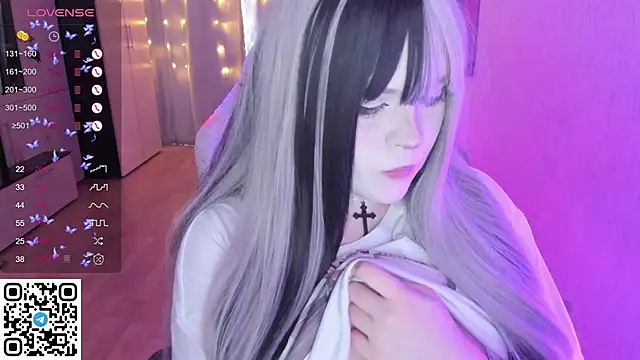 SelenaCute online show from 02-17-26, 11:18