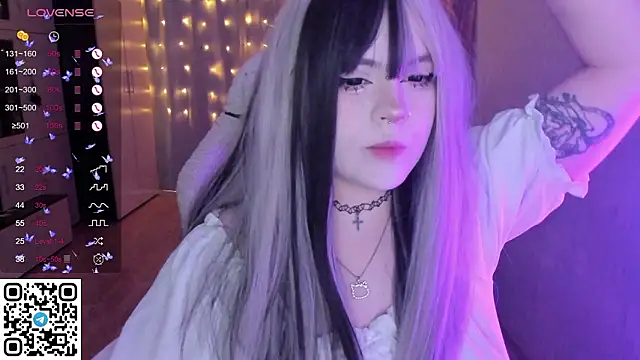 SelenaCute online show from 03-06-26, 05:59