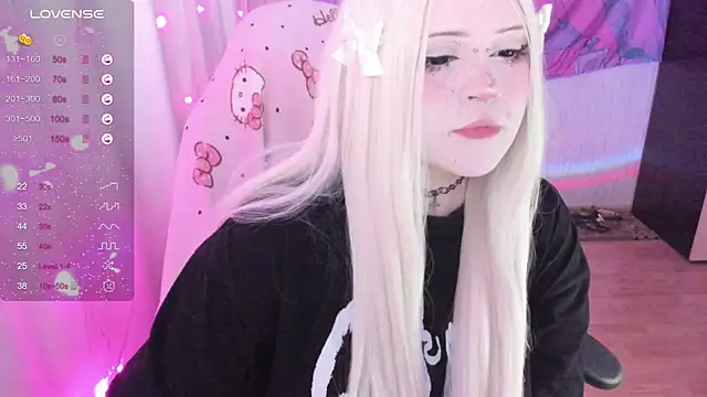 SelenaCute online show from 07-03-26, 04:08