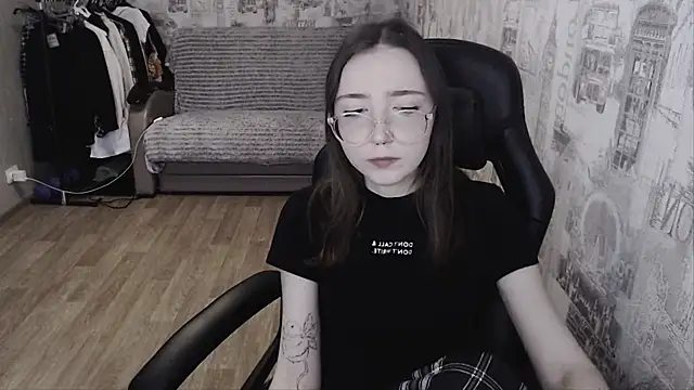 Snapshot of AmeliaKamishiro chatting on 01-16-25, 11:58 AmeliaKamishiro online show from 01-16-25, 11:58