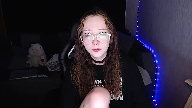 Snapshot of AmeliaKamishiro chatting on 10-09-25, 07:39 AmeliaKamishiro online show from 10-09-25, 07:39