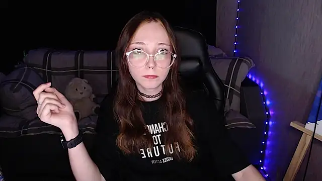 Snapshot of AmeliaKamishiro chatting on 10-13-25, 09:59 AmeliaKamishiro online show from 10-13-25, 09:59