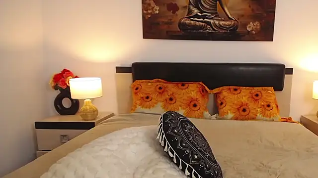 LauraGreen34 online show from 12-17-25, 08:09