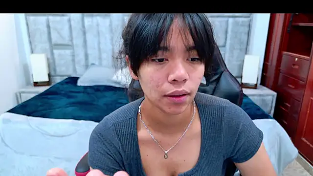 laureentt  online show from 02-07-26, 03:10