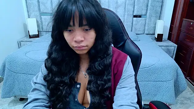 laureentt  online show from 02-17-26, 03:14