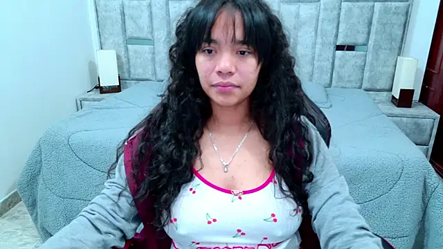 laureentt  online show from 02-26-26, 03:16