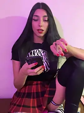 Snapshot of Felicia_smok3 chatting on 02-18-25, 12:48 Felicia smok3 online show from 02-18-25, 12:48