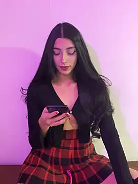 Snapshot of Felicia_smok3 chatting on 03-05-25, 03:18 Felicia smok3 online show from 03-05-25, 03:18