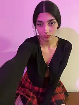 Snapshot of Felicia_smok3 chatting on 03-07-25, 01:31 Felicia smok3 online show from 03-07-25, 01:31