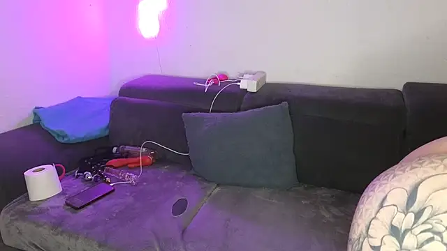 Furby13 online show from 01-05-25, 09:47