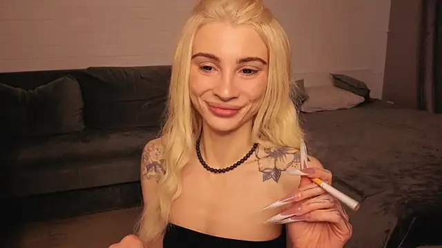 Ashley-Urban online show from 10-31-25, 06:14