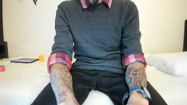 RoosterWabbit online show from 10-04-25, 08:40