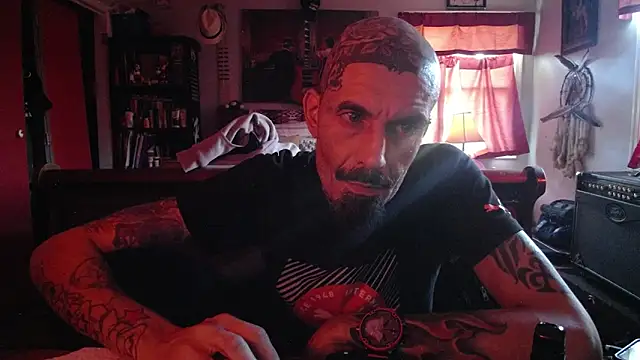 RoosterWabbit online show from 04-27-26, 12:03