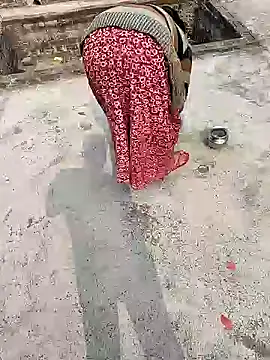 COUPLLE VILLAGE online show from 01-24-25, 06:46