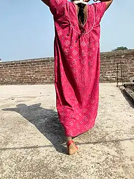 COUPLLE VILLAGE online show from 02-23-25, 04:17