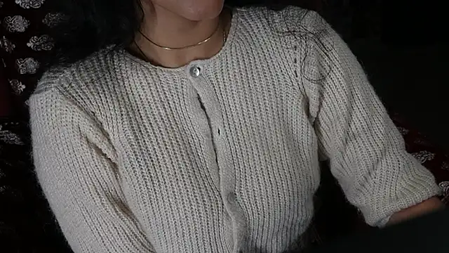 Snapshot of -AyeshaSinghania- chatting on 02-17-25, 10:40 -AyeshaSinghania- online show from 02-17-25, 10:40