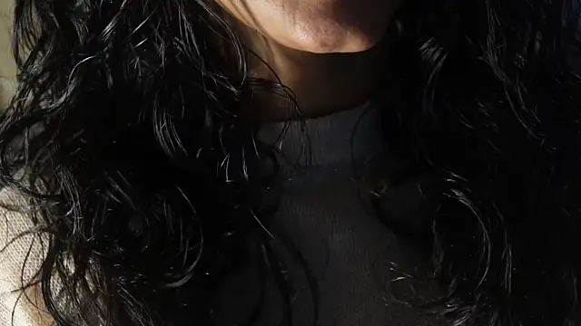 Snapshot of -AyeshaSinghania- chatting on 09-26-25, 03:16 -AyeshaSinghania- online show from 09-26-25, 03:16