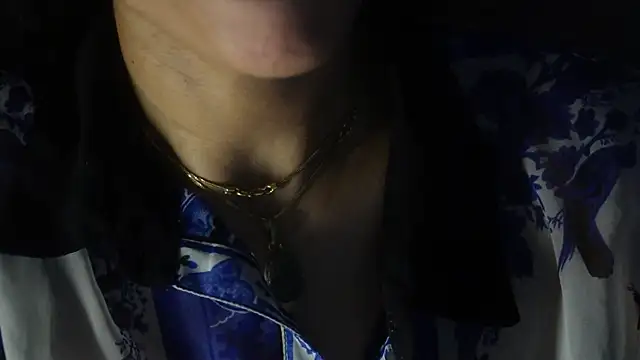 Snapshot of -AyeshaSinghania- chatting on 10-31-25, 09:32 -AyeshaSinghania- online show from 10-31-25, 09:32