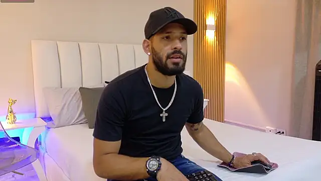 Thiagogomez online show from 02-23-26, 07:11